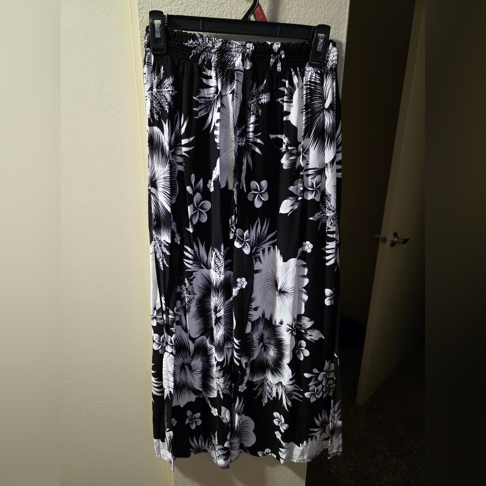 Floral Black and White Wide Leg Pants